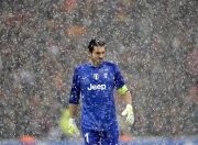 开云世界杯2026-恩比德降维打击，当76人核心成为湖人尼克斯之战的隐形导演