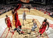 开云体育APP下载-爱德华兹稳定输出不掉线，猛龙强势晋级勇士