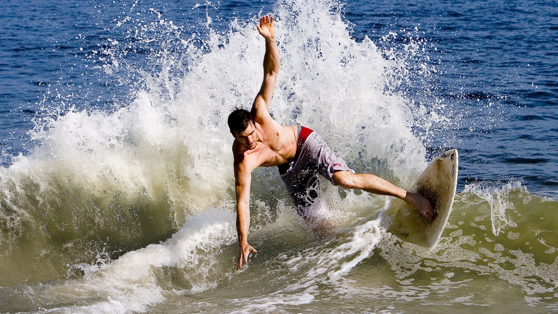 格列兹曼一锤定音，摩洛哥生死战力克新西兰创造历史