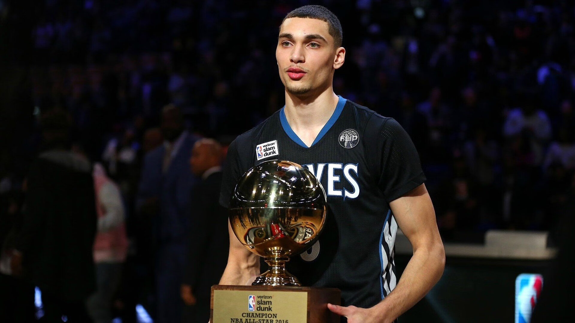 鹈鹕对阵山西队，马克西用实力证明自己，新星闪耀国际赛场